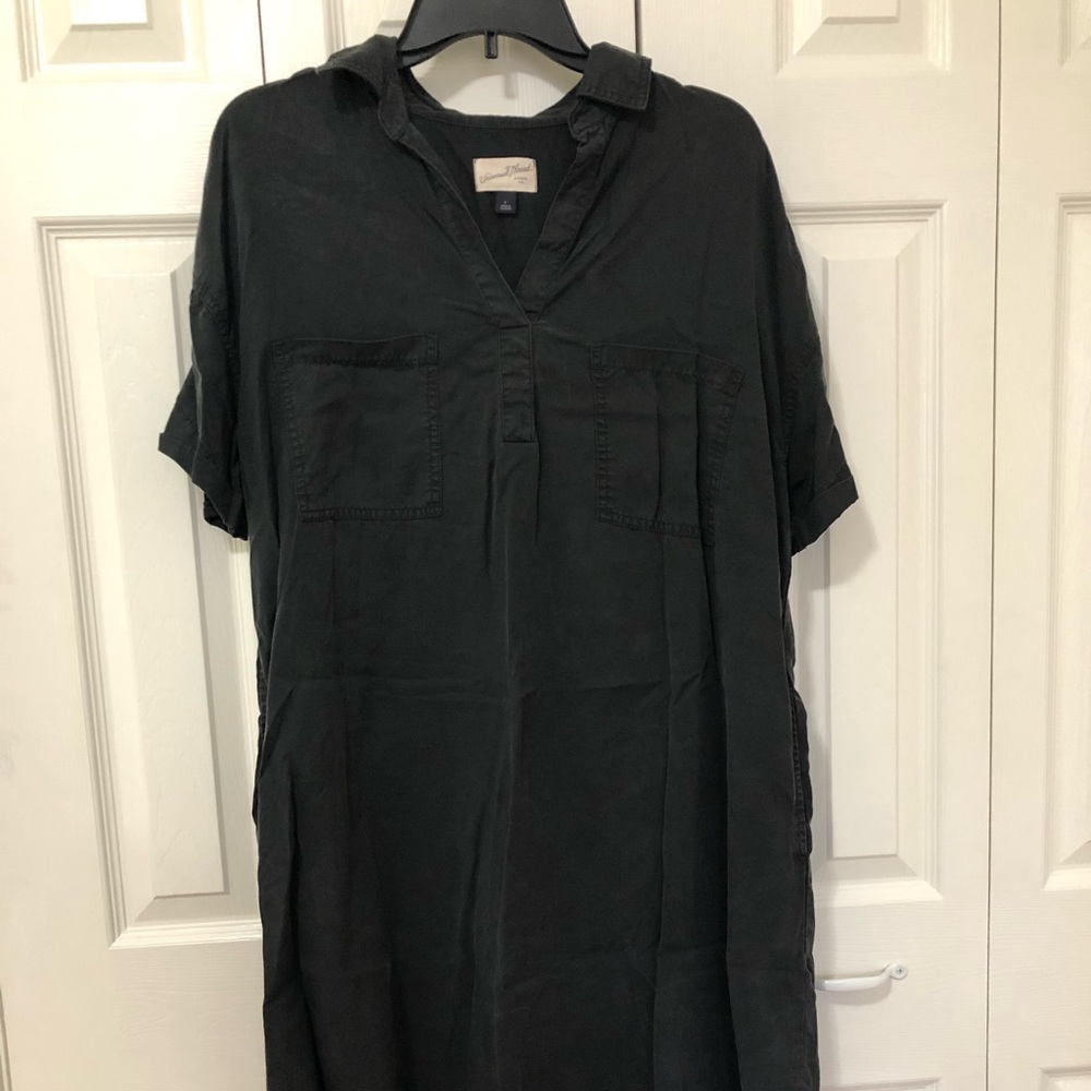 Dark grey short dress